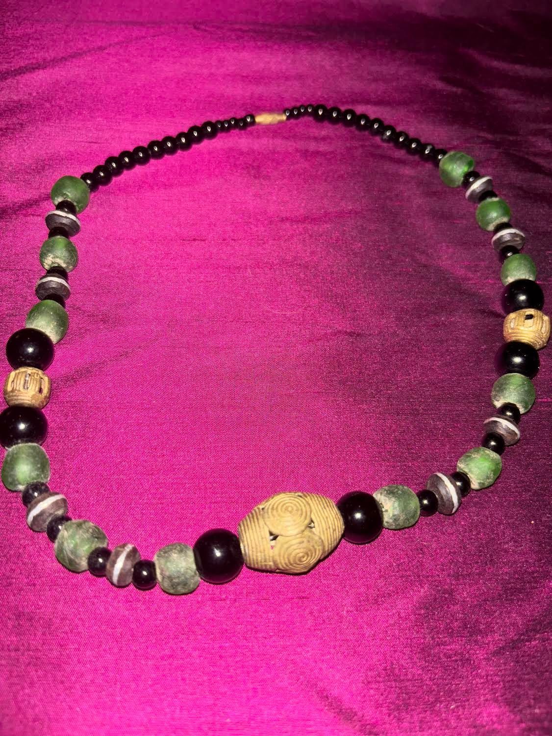 Bouye Necklace