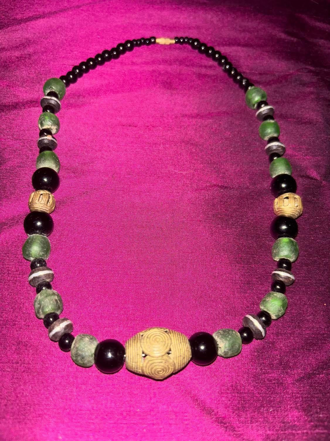 Bouye Necklace