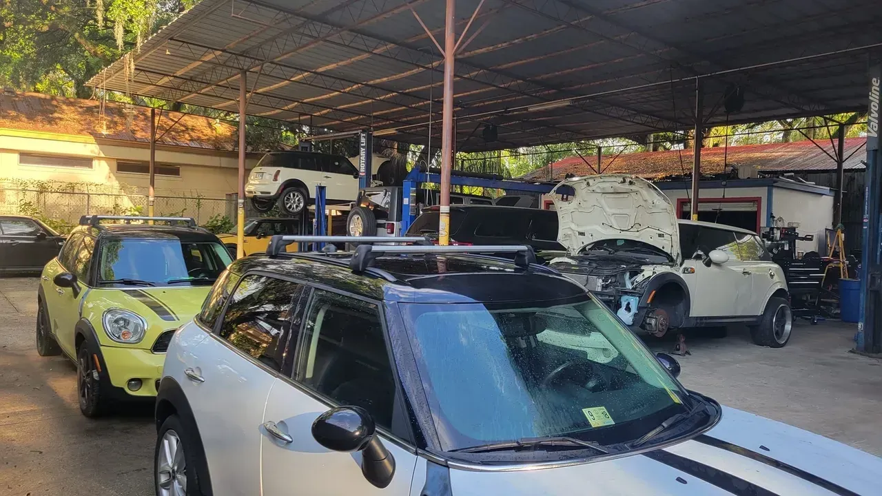 Vehicles at our repair shop | Your Mechanic 813