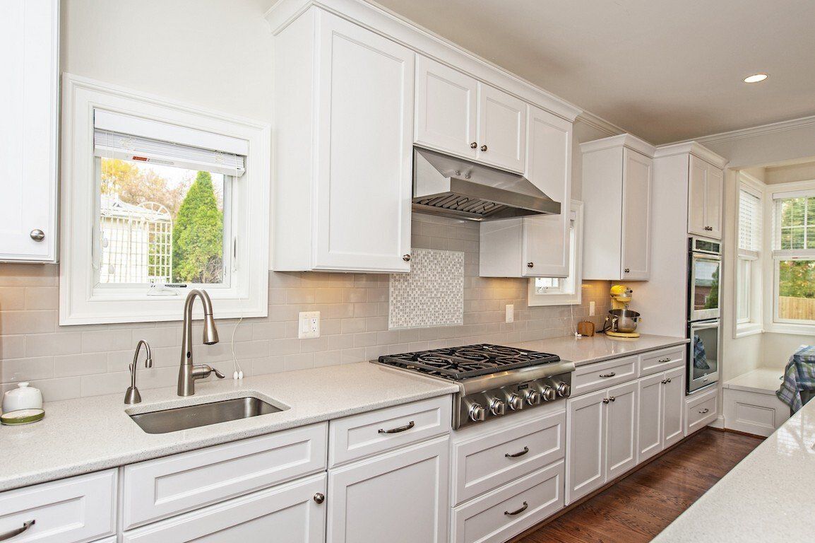 white kitchen | about us | Cabin John Builders | Cabin John, MD 20818