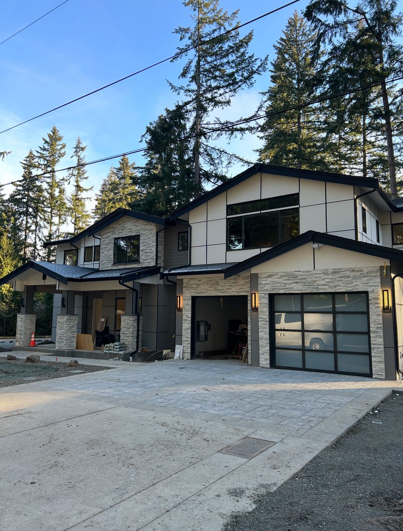 A house is being built with a lot of metal and wood.
