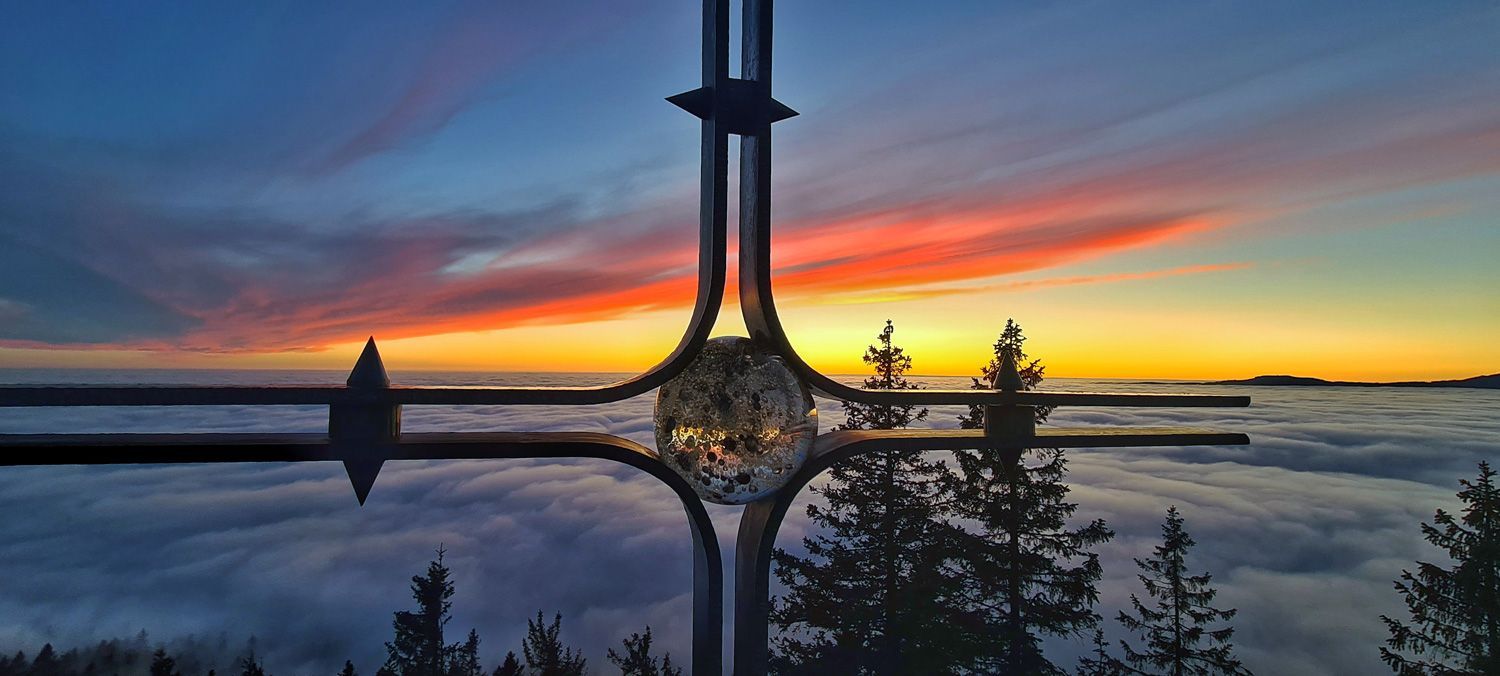 Gipfelkreuz am Großen Falkenstein.