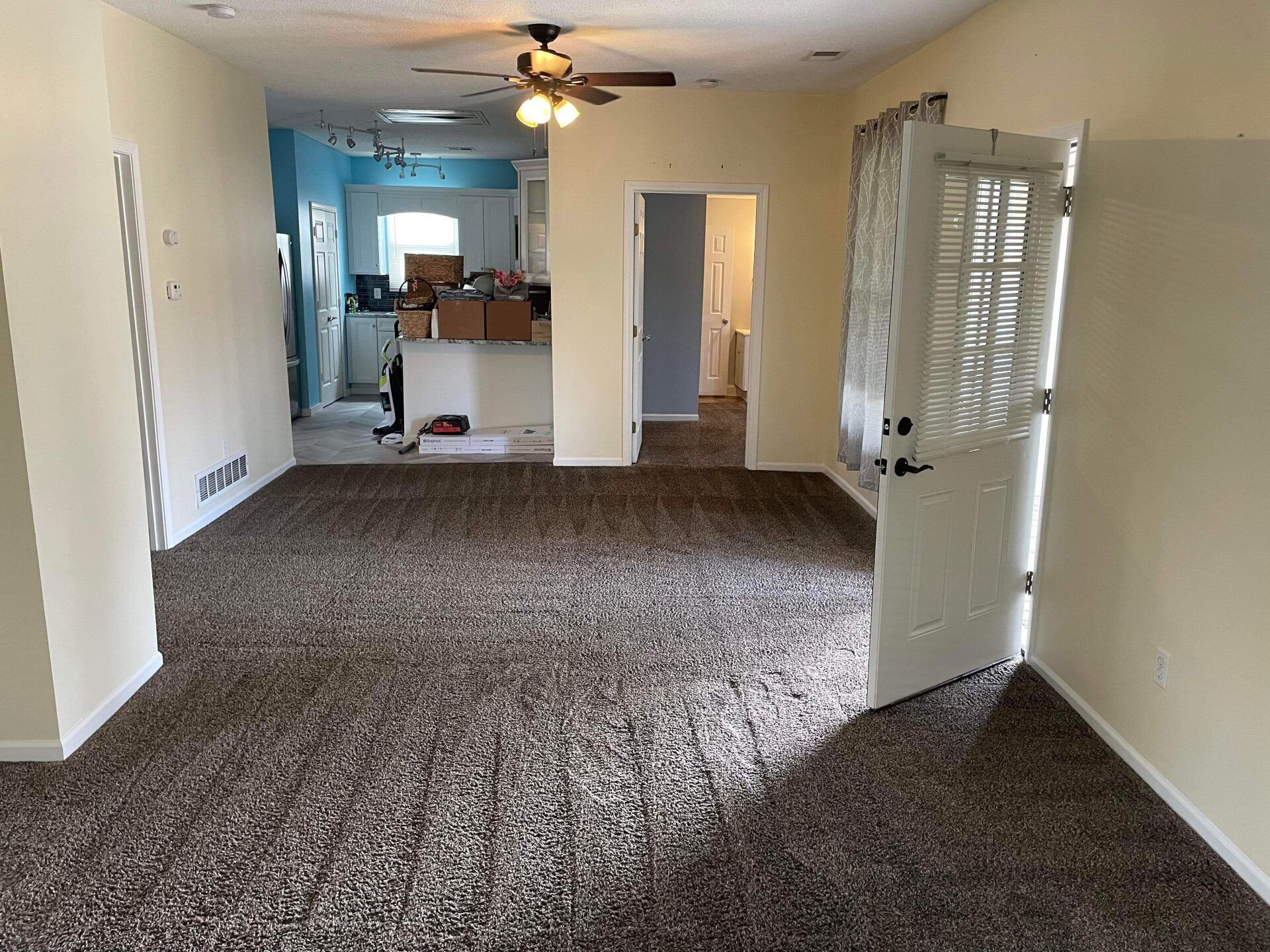 Client House Cleaned — Kansas City, MO — Cleaning Maids In and Out,Kansas City, MO — Cleaning Maids In and Out, deep cleaning, top to bottom, housekeeping, maid service, cleaning, clean, cleaners, cleaning company, laundry service, window washing, carpet cleaning, carpet shampooing,