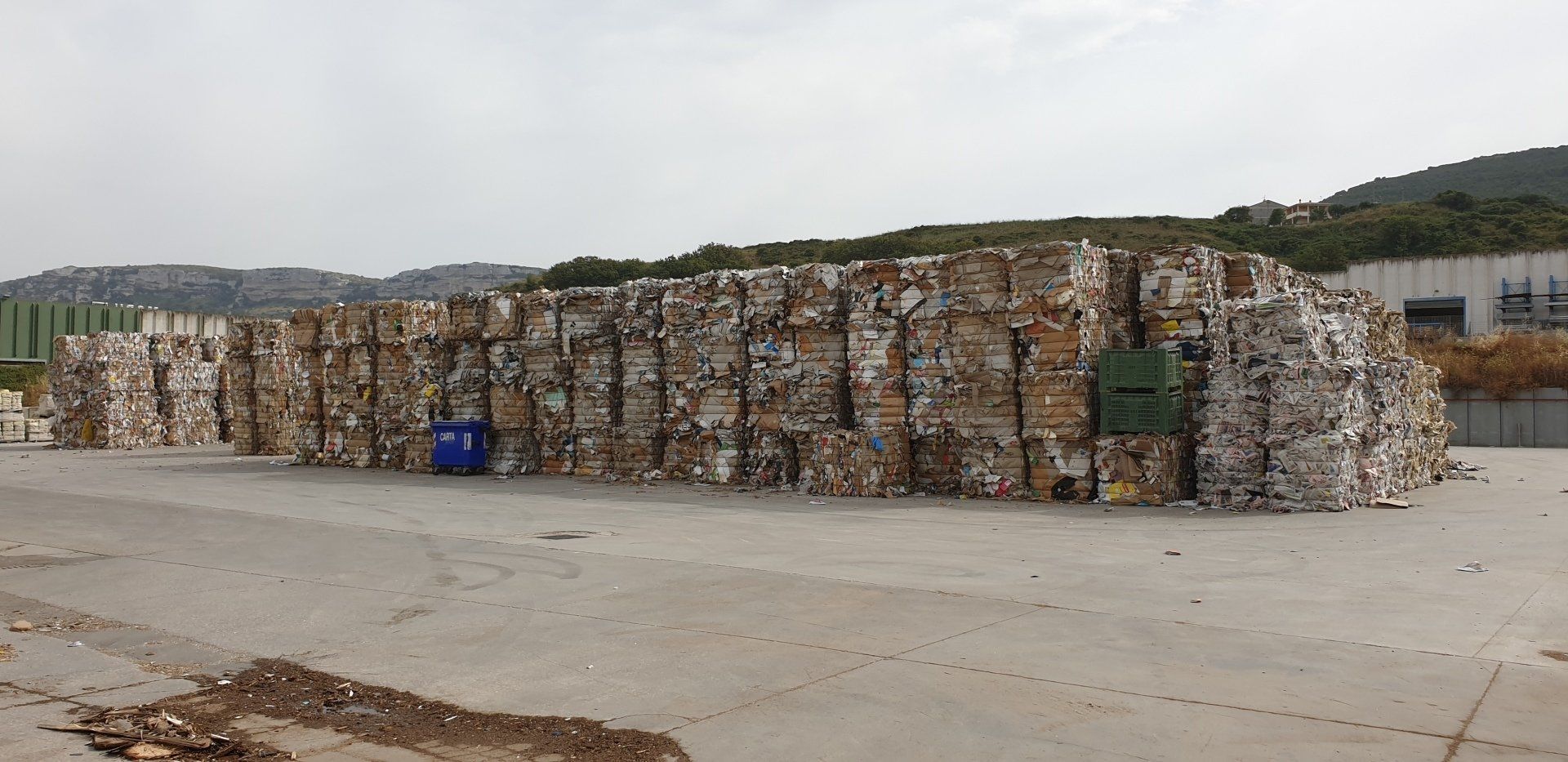 rifiuti carta e cartone stoccaggio