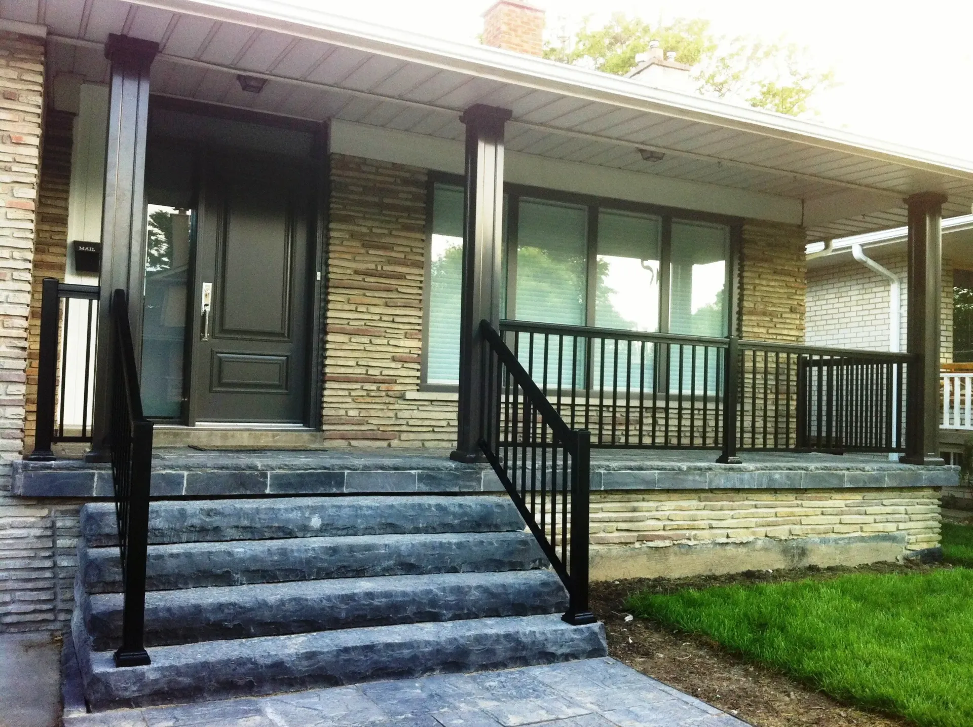 black aluminum railings