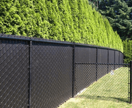 chain link fence with privacy slats