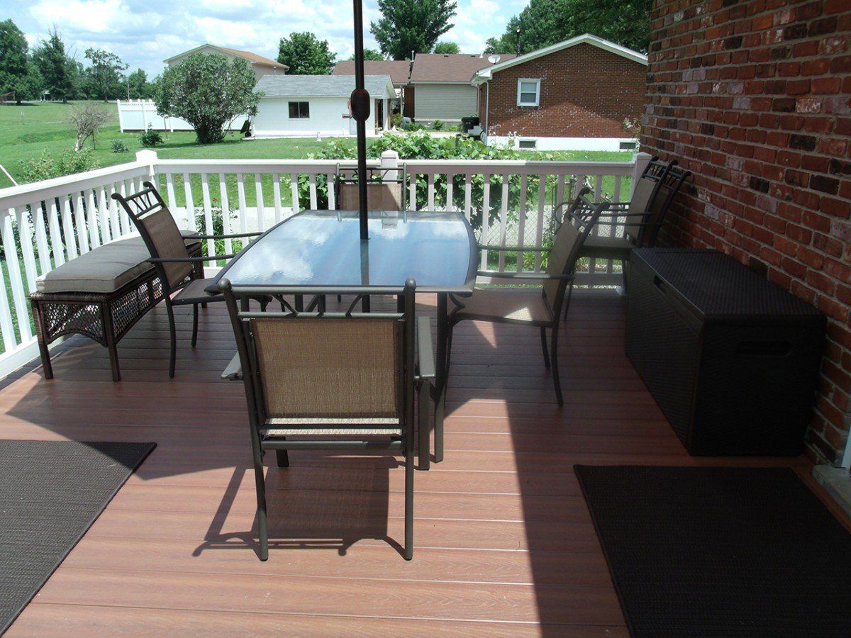 vinyl decking with vinyl railings
