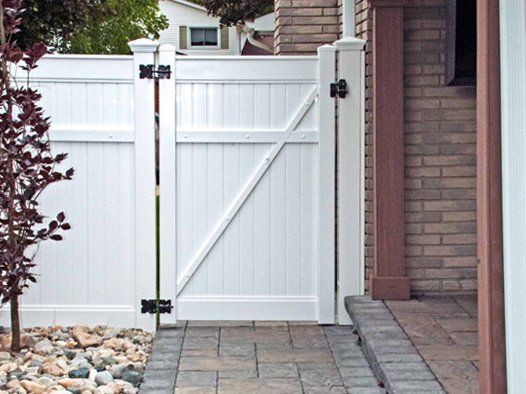 vinyl / pvc privacy gate