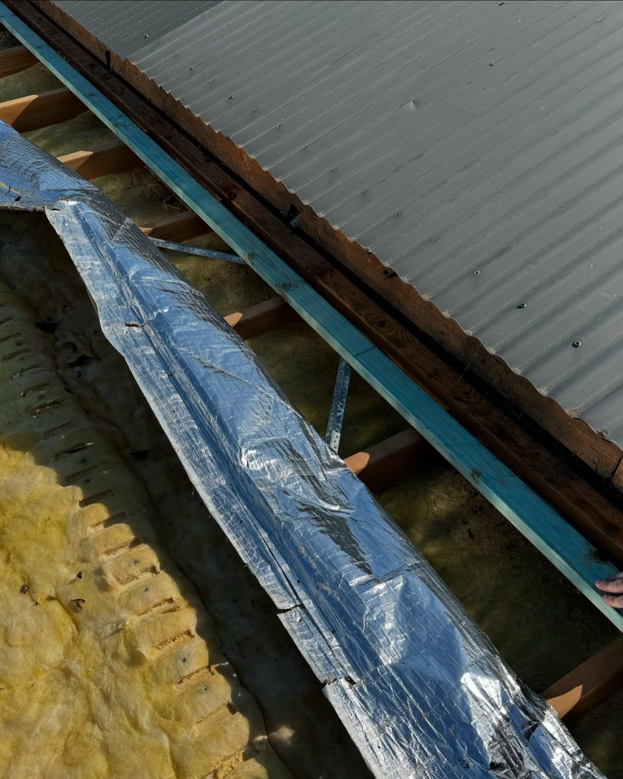 Roof Construction Detail: Reflective Foil Insulation, Wood Beams — Ace Metal Roofing in Iluka, NSW