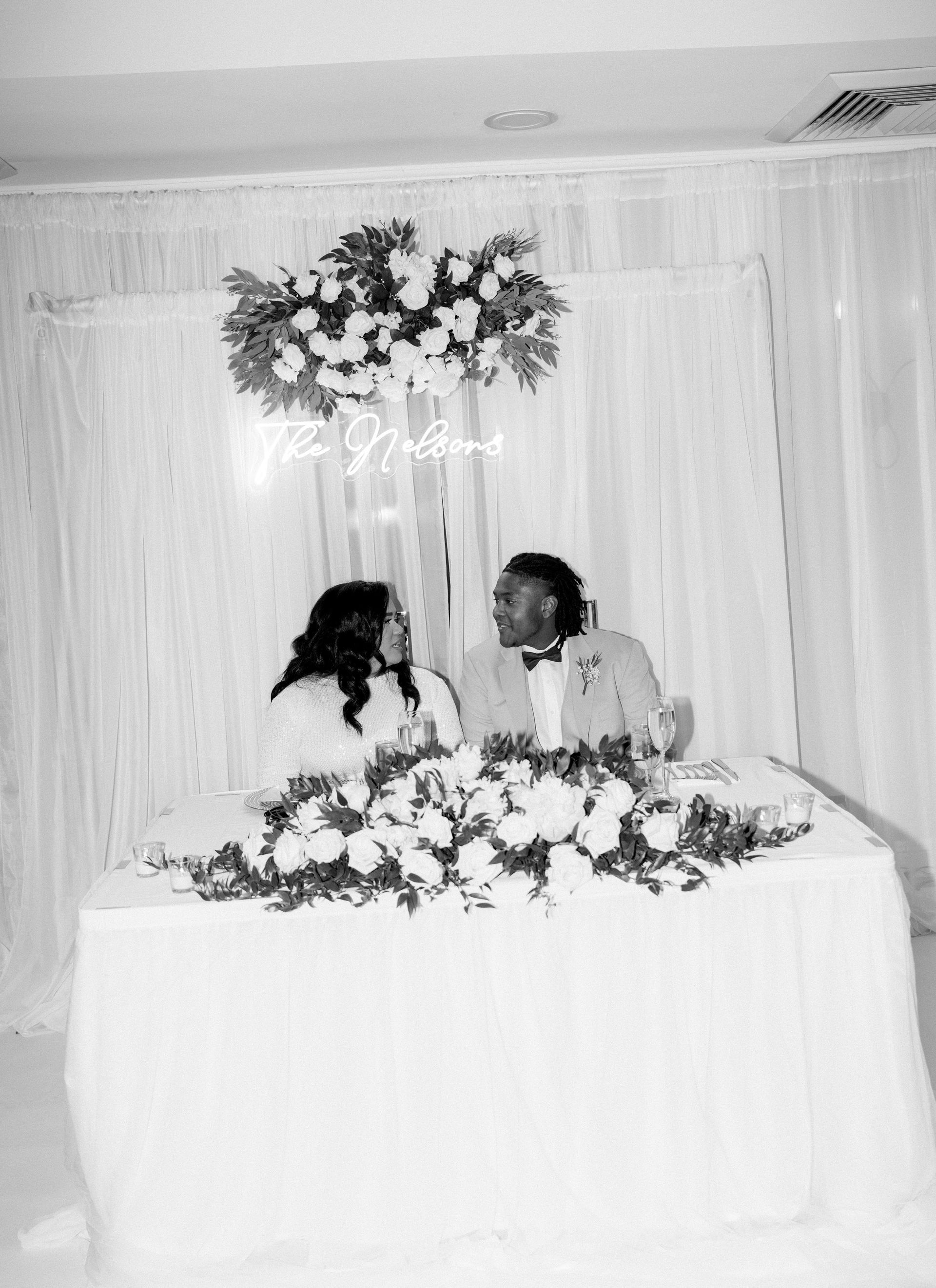 SWEETHEART TABLE SIMPLE MINIMALISTIC LED SIGN