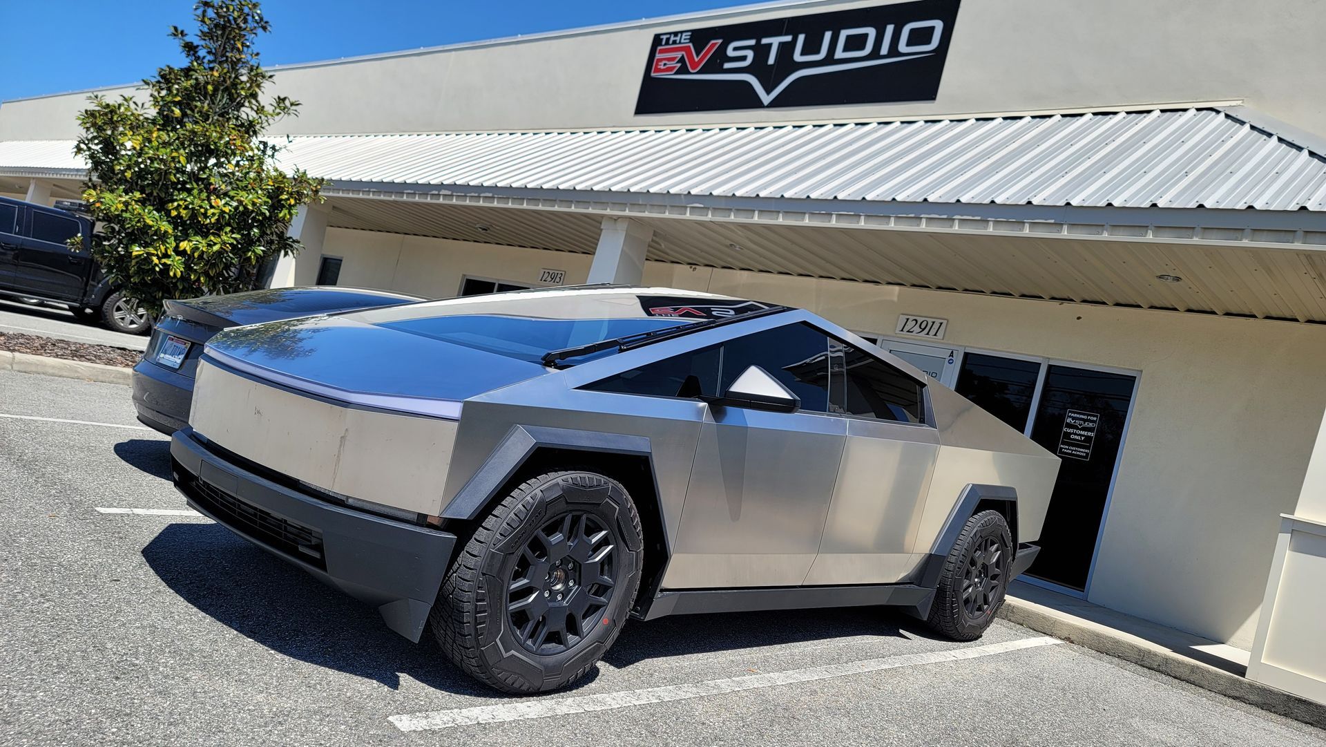 Auto Window Tint