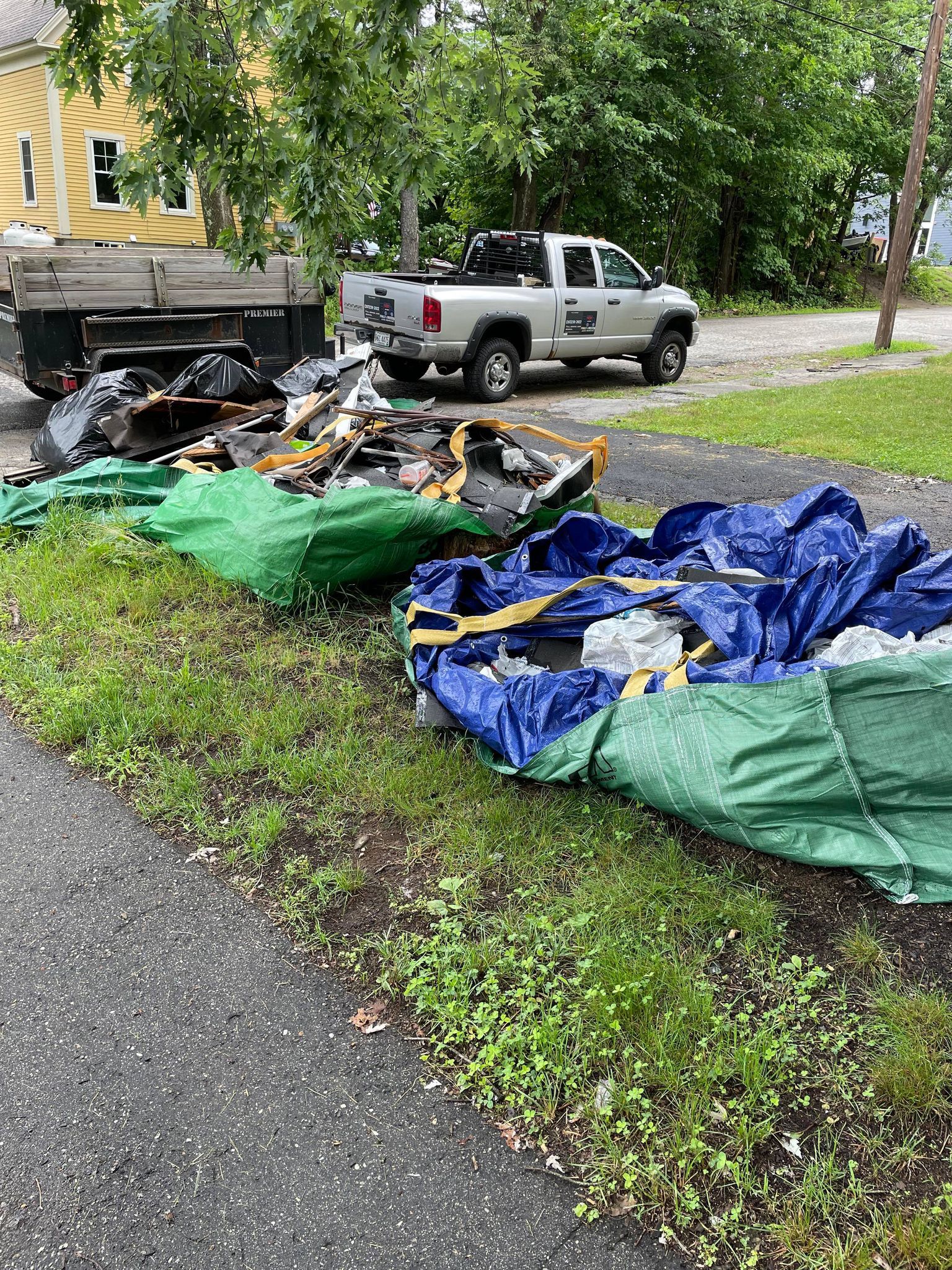 construction debris pickup