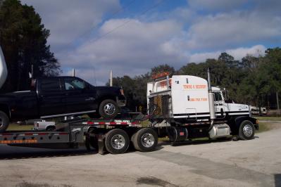 Truck Repair Shop — Vehicle Mounted on Truck in Lake City, FL
