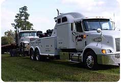 Truck Repair Shop — Large Towing truck in Lake City, FL