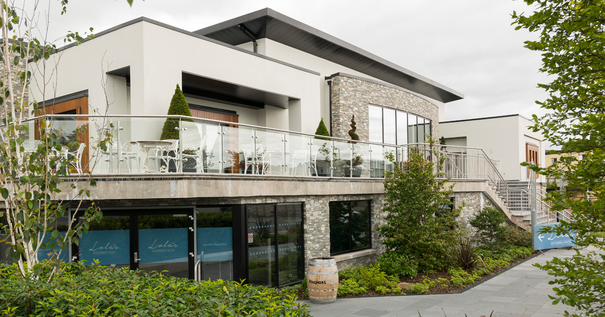 Silverbirch Hotel - TBThursday to Sinead's Curvy Style on location at  Silverbirch Hotel for a Bridal Photo shoot last yeargorgeous images by  Lauren Coulter Photography capturing the Autumn leaves 🍂