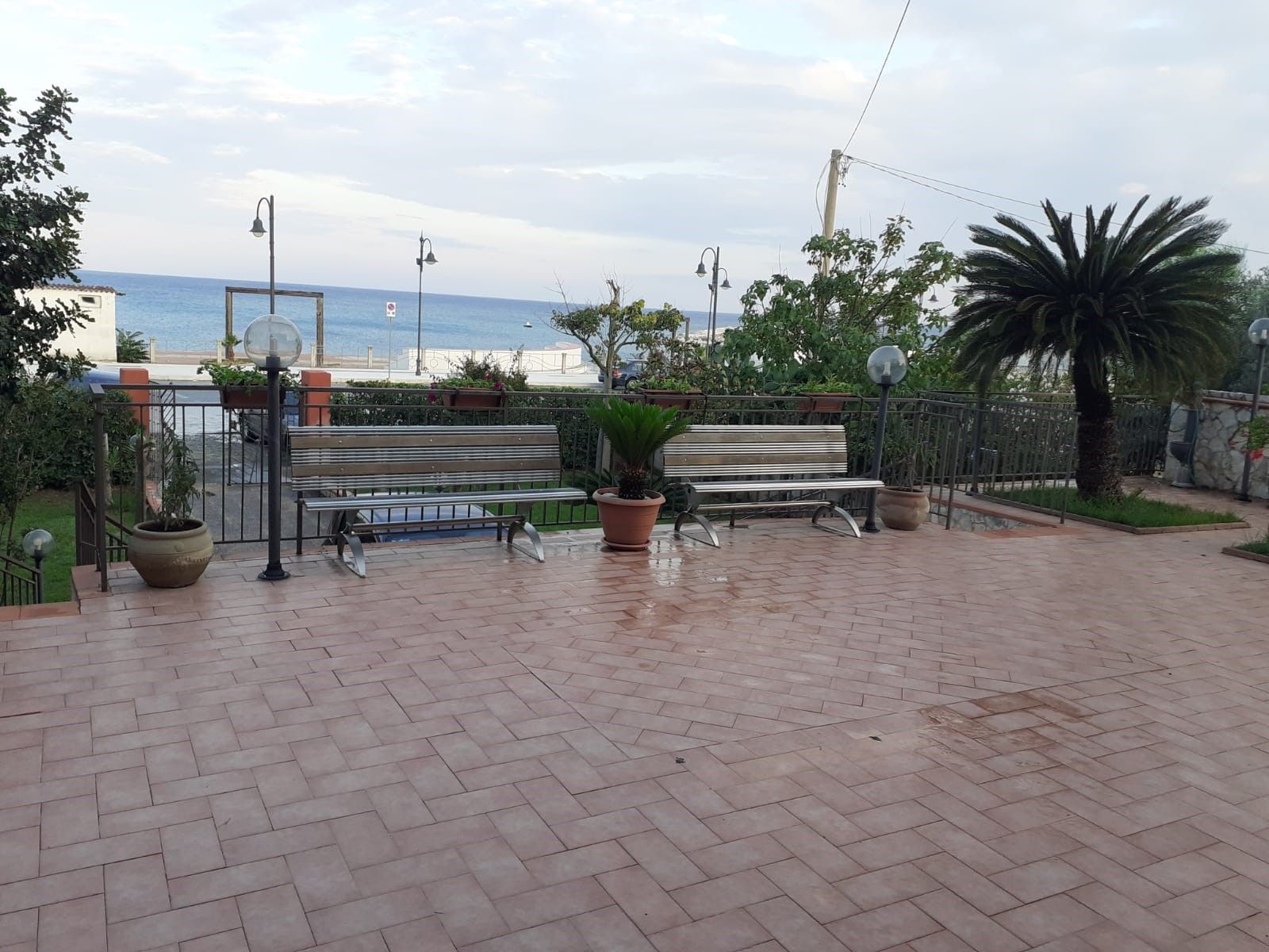 panchine in acciaio inox