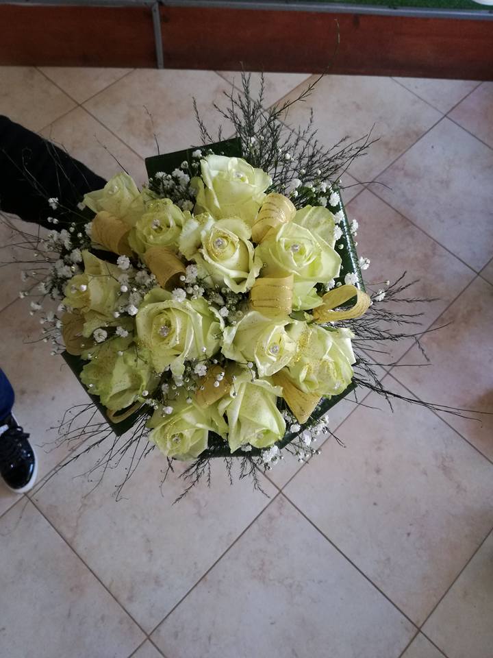 Mazzo di rose gialle