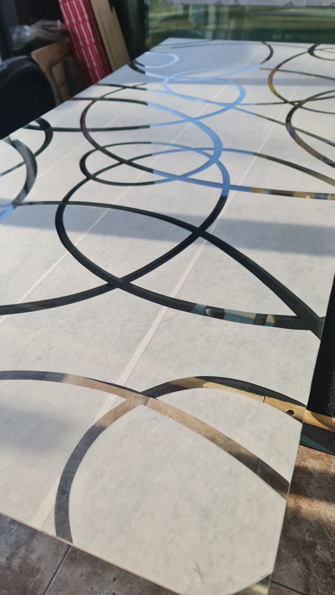 decorazione su vetro a Roma