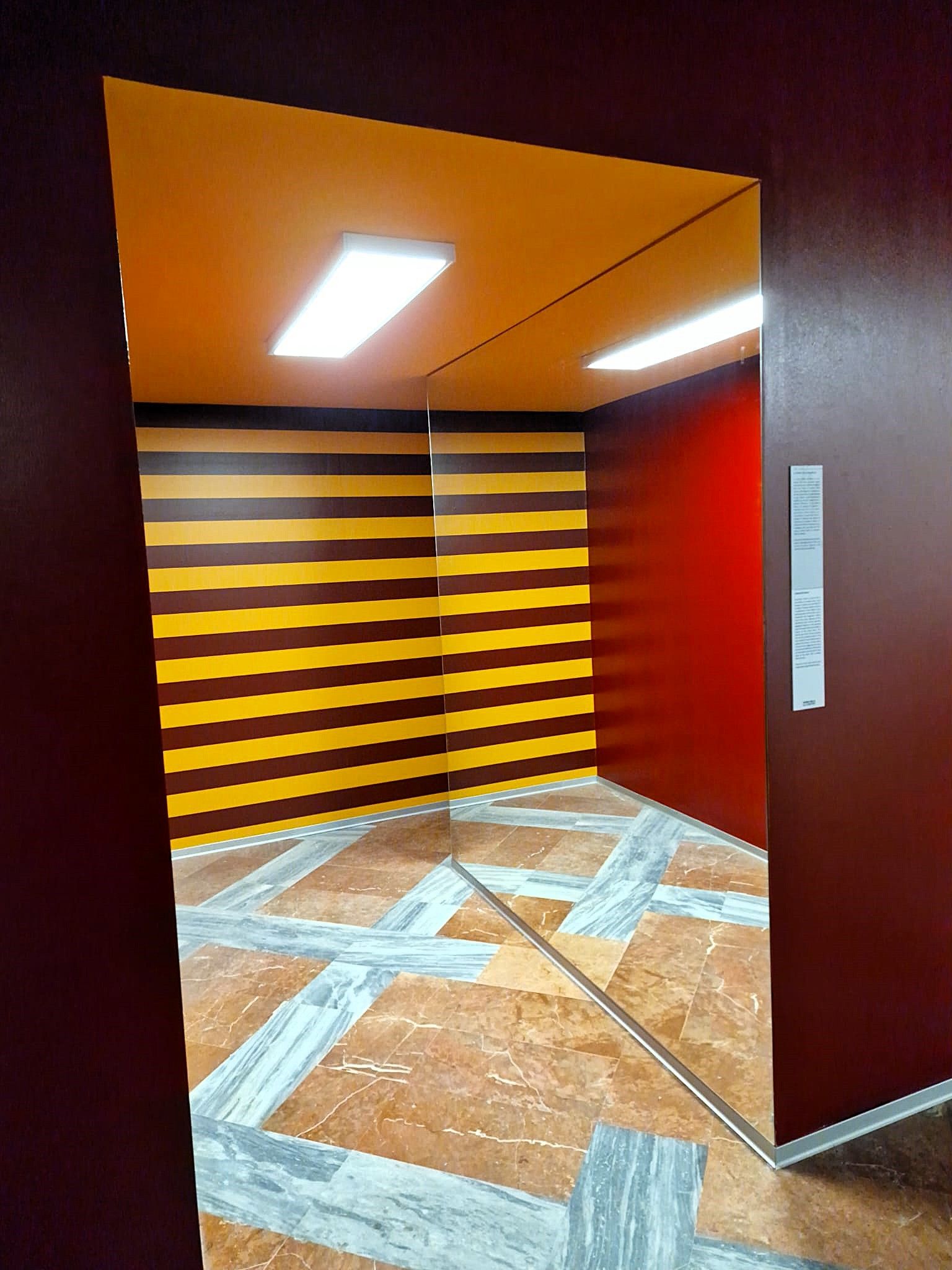 SPECCHIO MUSEO DELLE ILLUSIONI