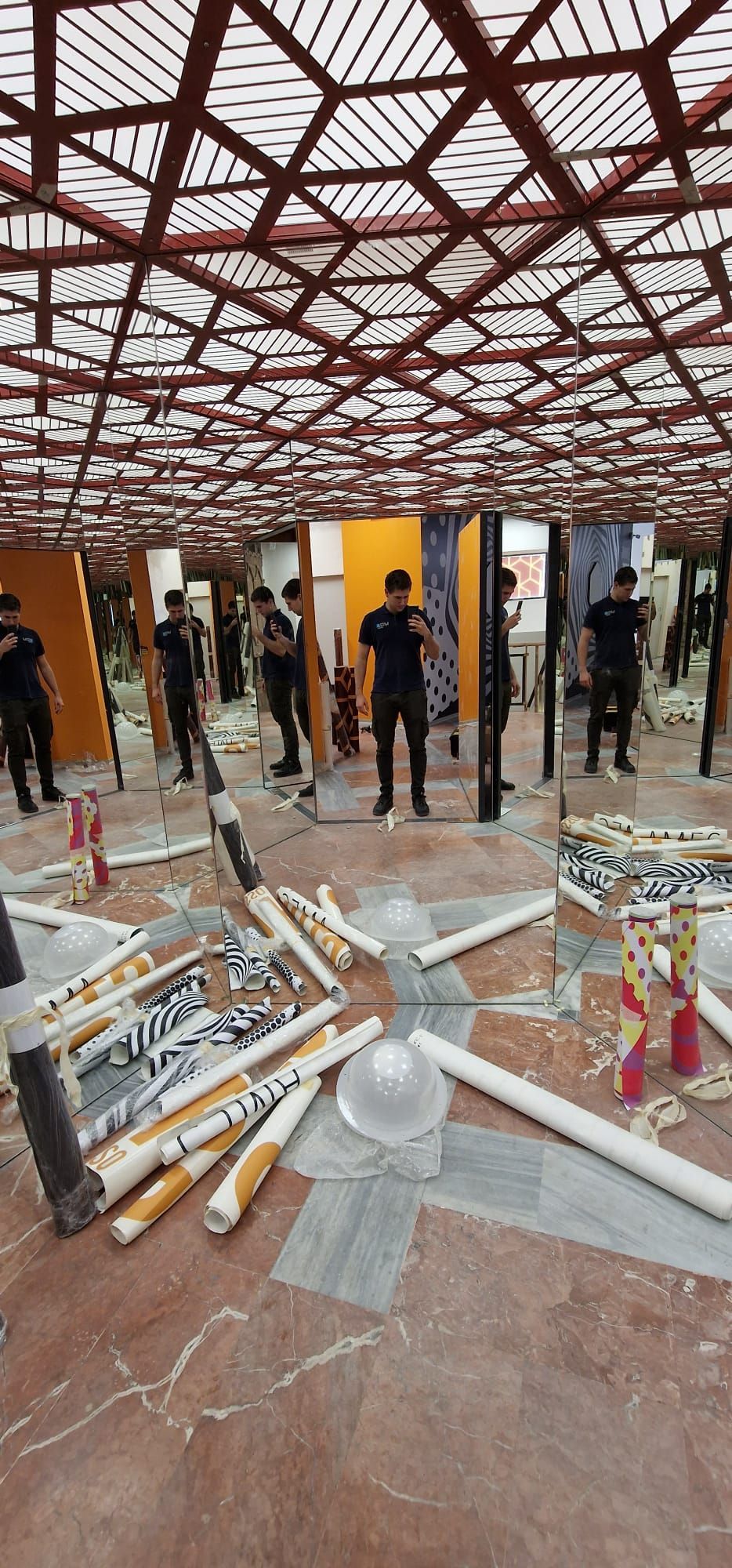 SPECCHIO MUSEO DELLE ILLUSIONI