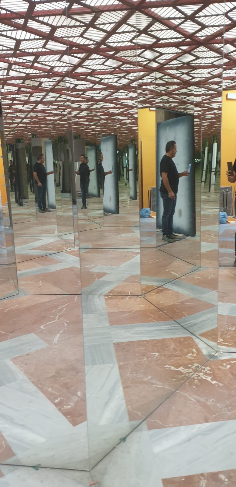 SPECCHIO MUSEO DELLE ILLUSIONI