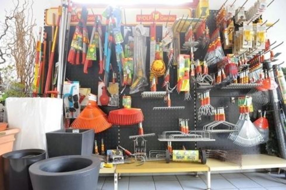 strumenti per il giardinaggio