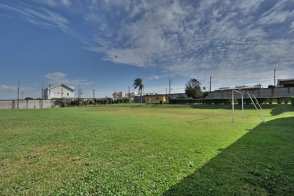 Campo de futebel -  Deville Express Cascavel