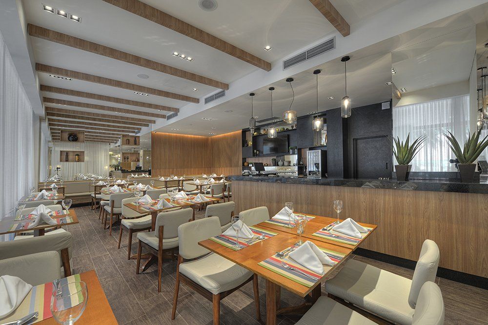 Deville Business Maringá