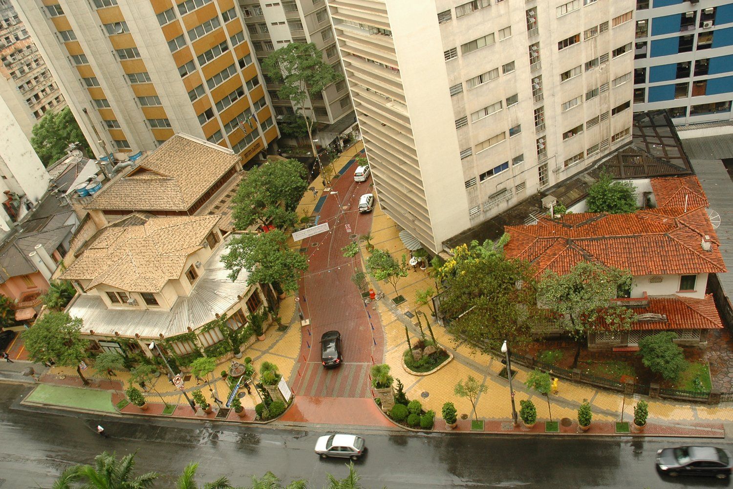 São Paulo - - Hotéis DEVILLE