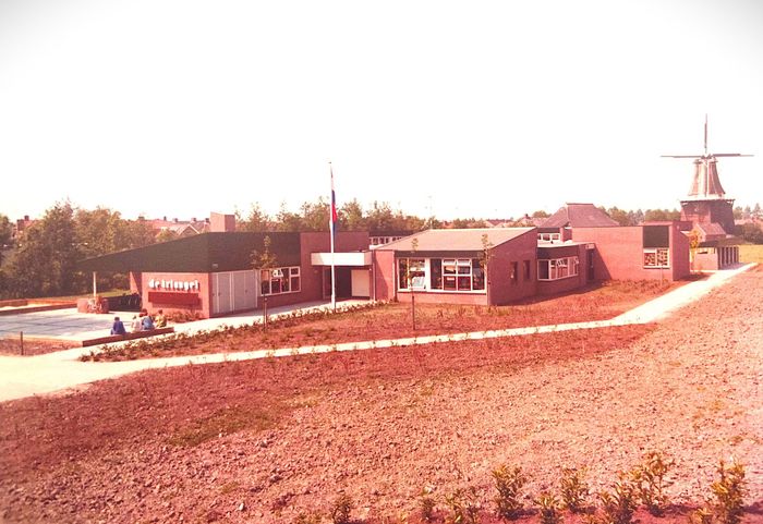 6 juni 1980. Een nieuwe 'lagere school' voor openbaar onderwijs in Grijpskerk.