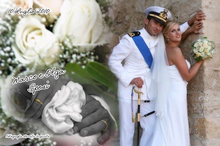 Coppia di sposi in posa con dettagli anelli