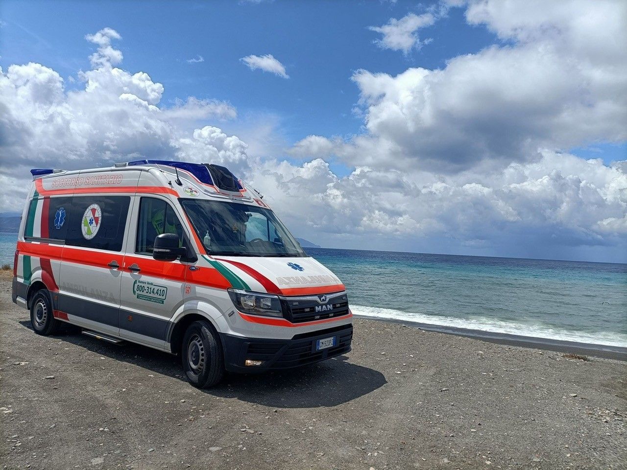 ambulanza al mare