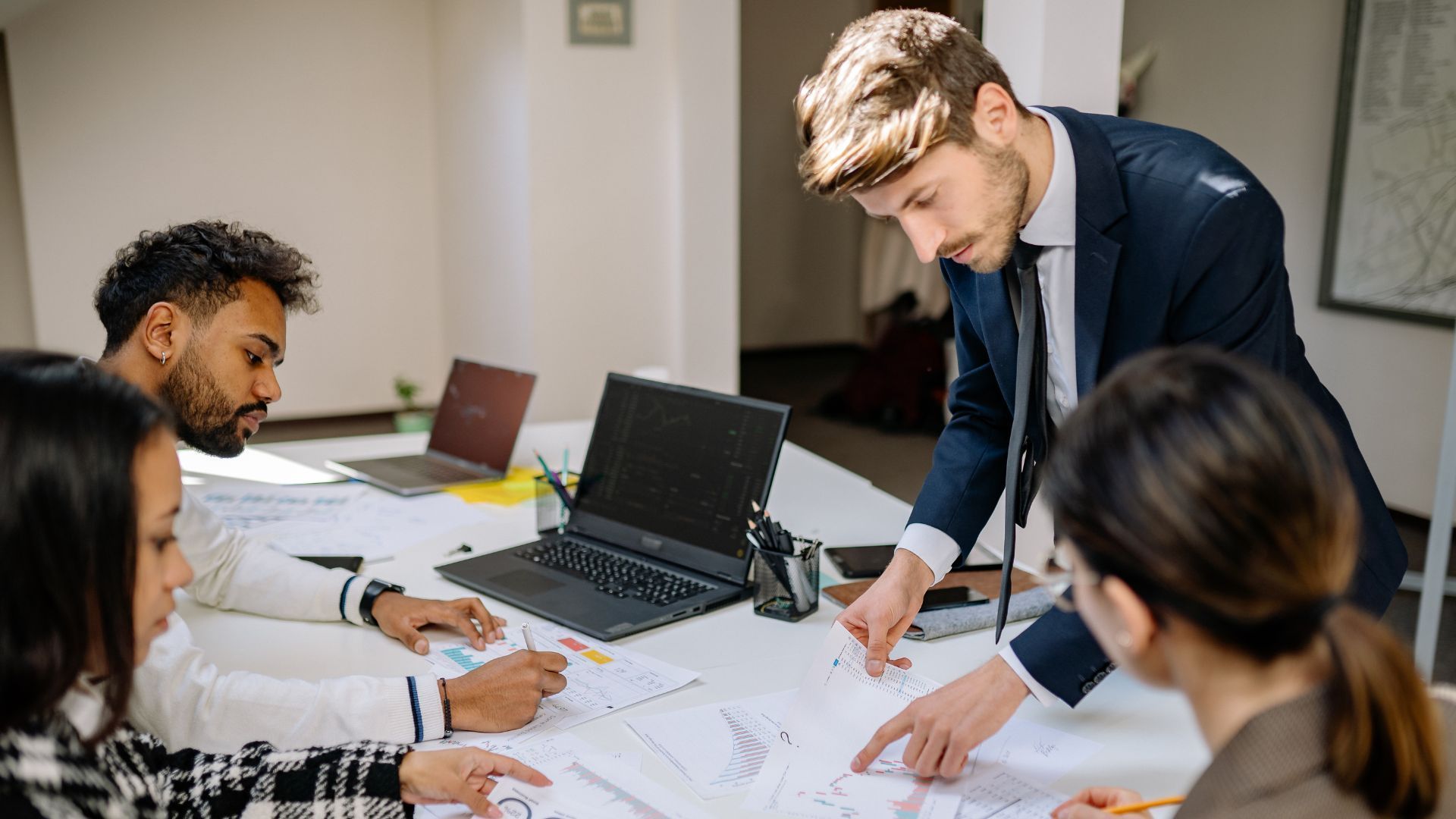 Why Hiring  Digital Marketing Agency