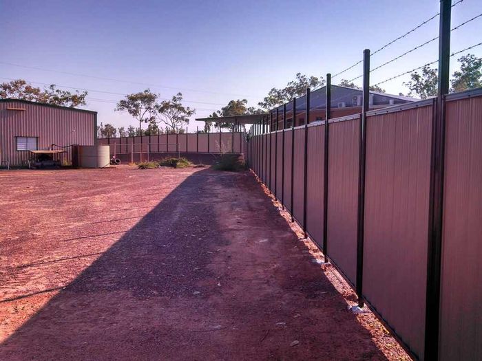 Colorbond slats — Gates Darwin in Pinelands, NT