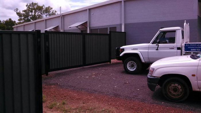 Parked cars — Gates Darwin in Pinelands, NT
