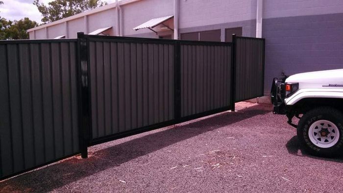 Car park — Gates Darwin in Pinelands, NT