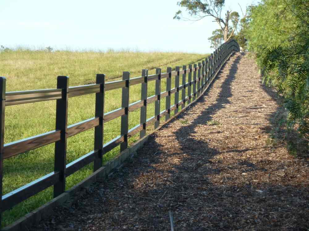 Farm fencing — Gates Darwin in Pinelands, NT
