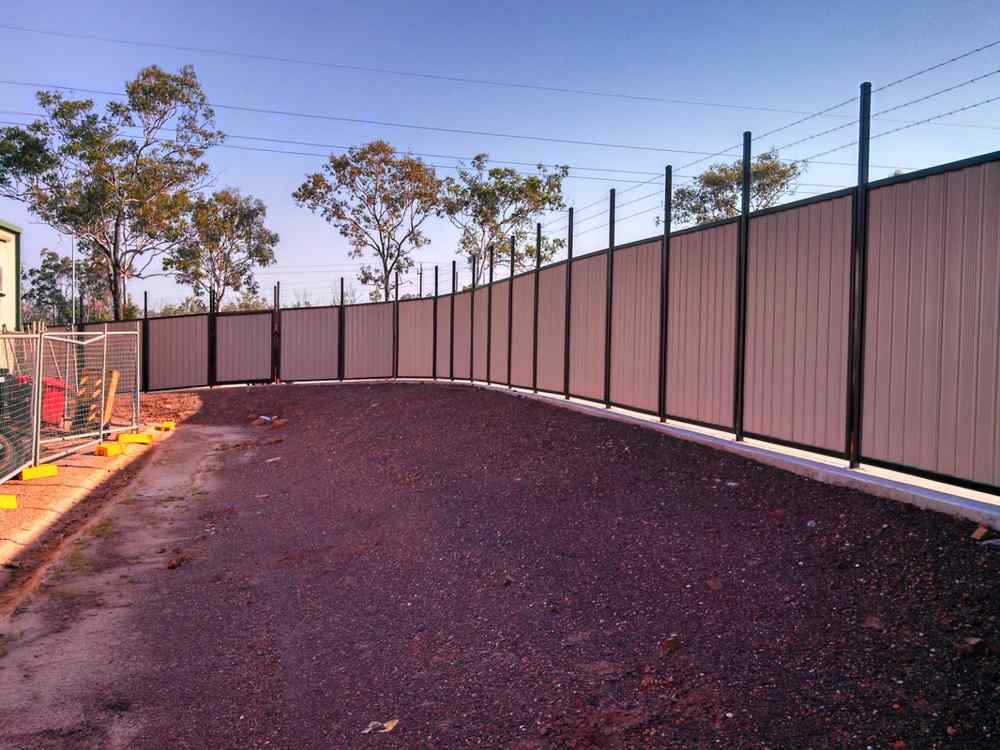 High fencing area — Gates Darwin in Pinelands, NT