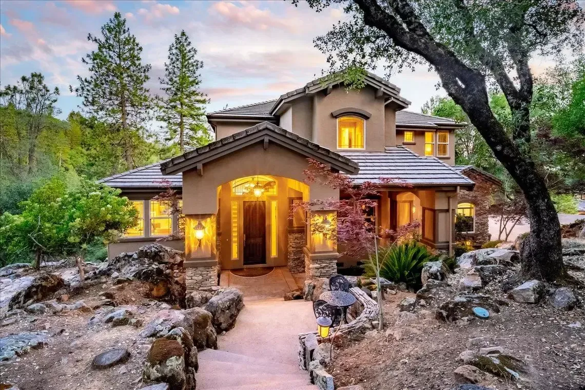 16315 Winchester Club DR