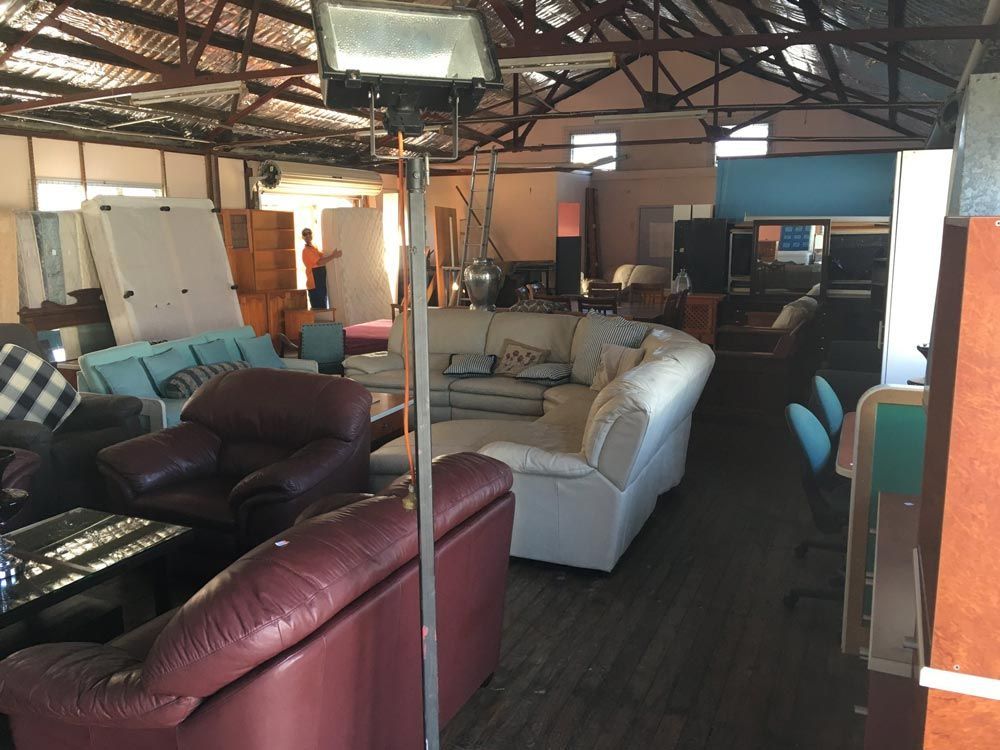 Different Second Hand Sofas — Cliffy's Cheaper Removals in Taree, NSW