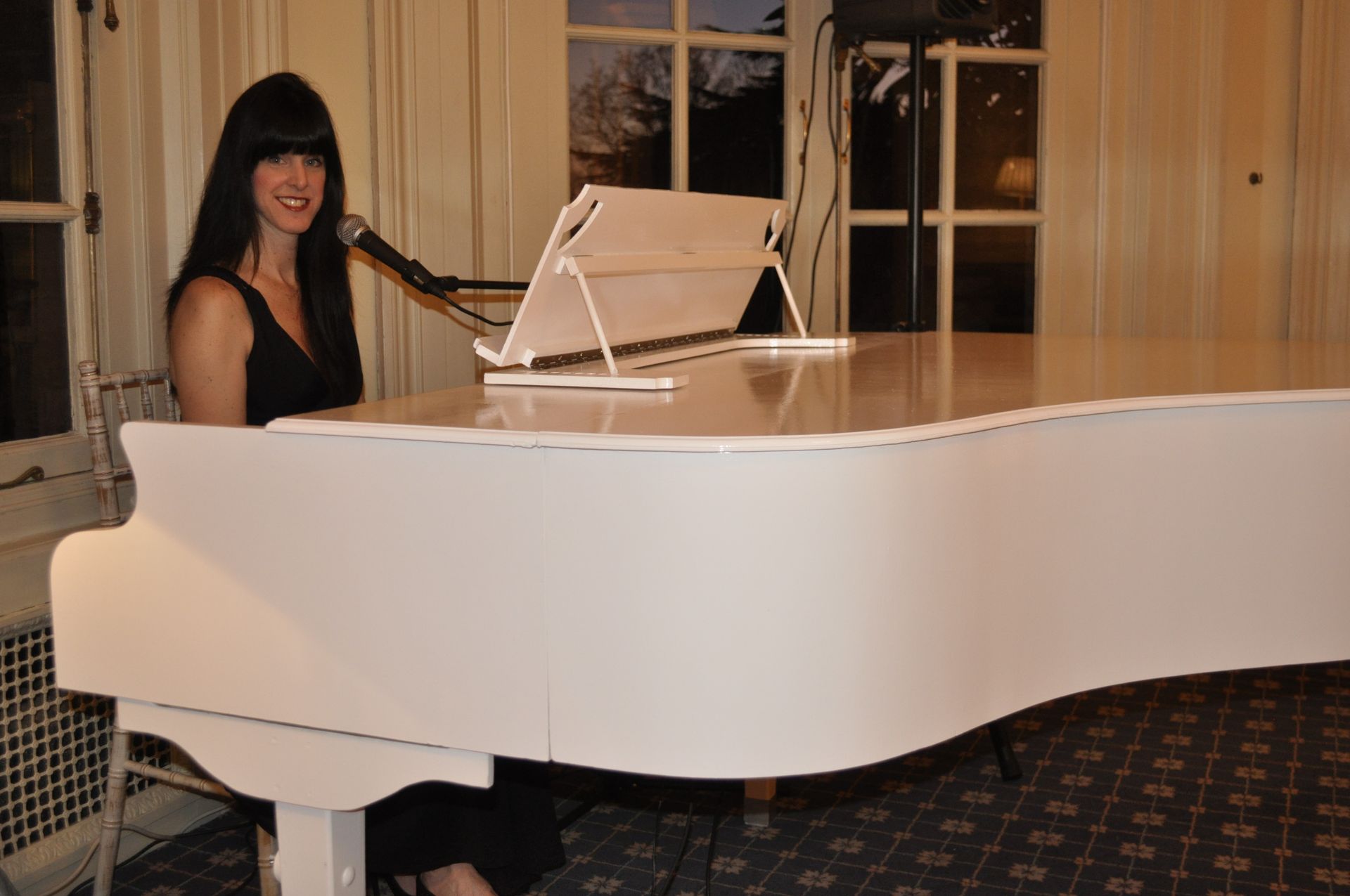 White grand piano shell