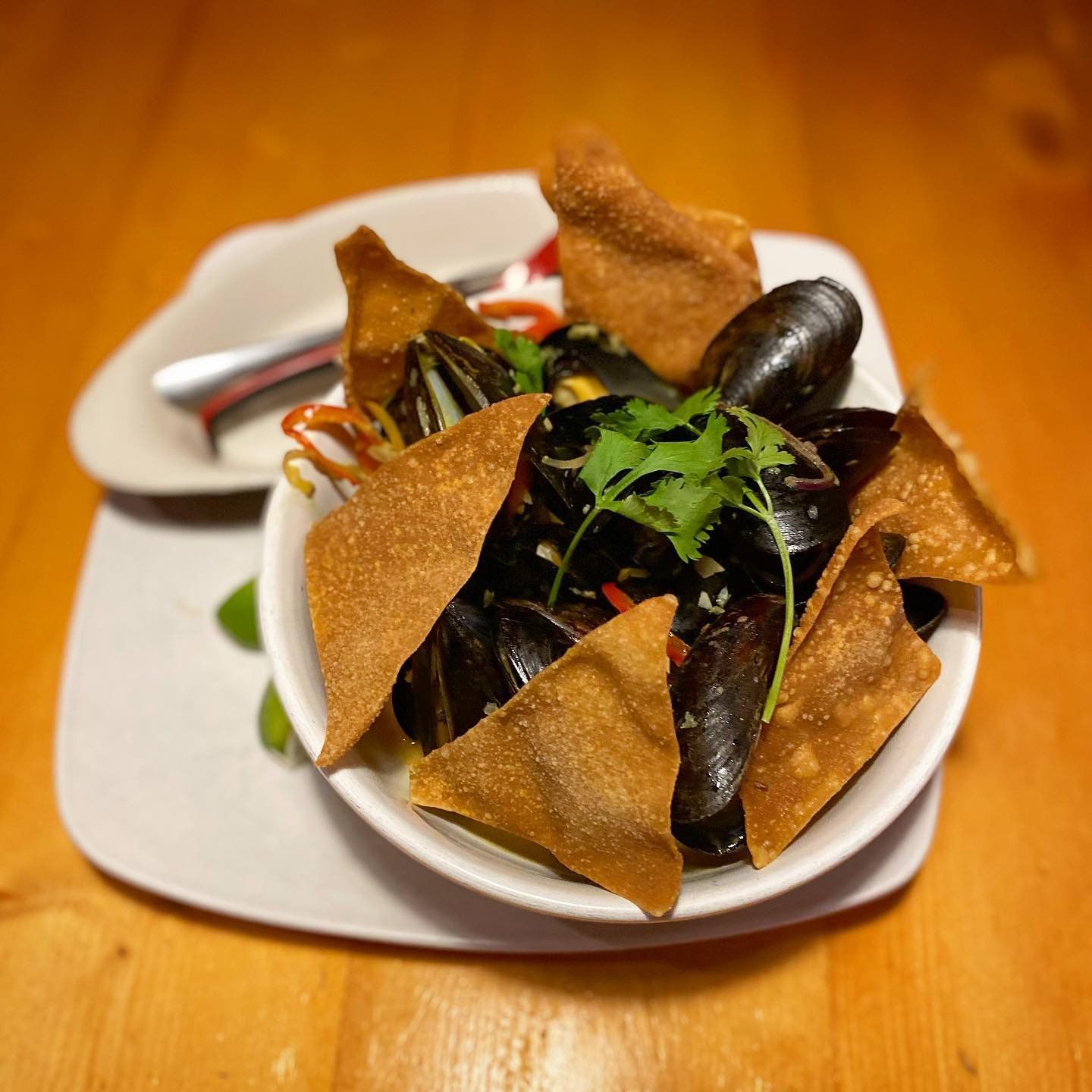 Coconut Curry Mussels & Fried Wonton Chips — Telluride, CO — Floradora Saloon