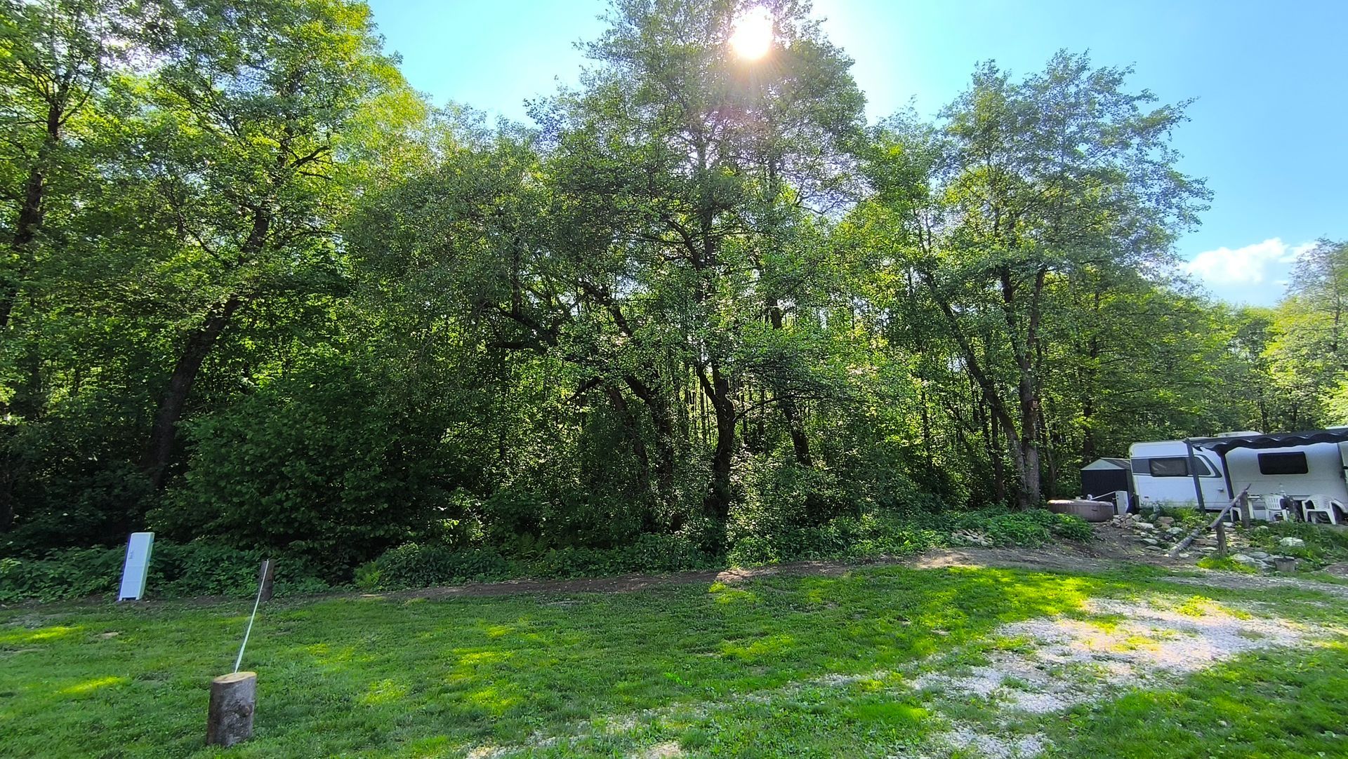 RV site 1 at Hammer Lake Camp