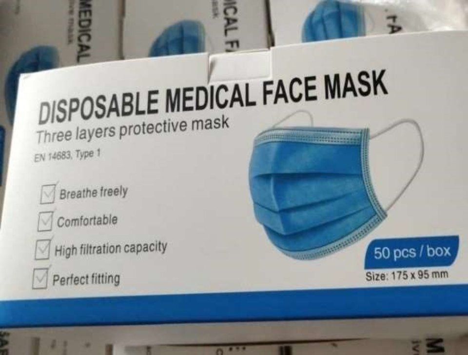 scatola di mascherine chirurgiche monouso