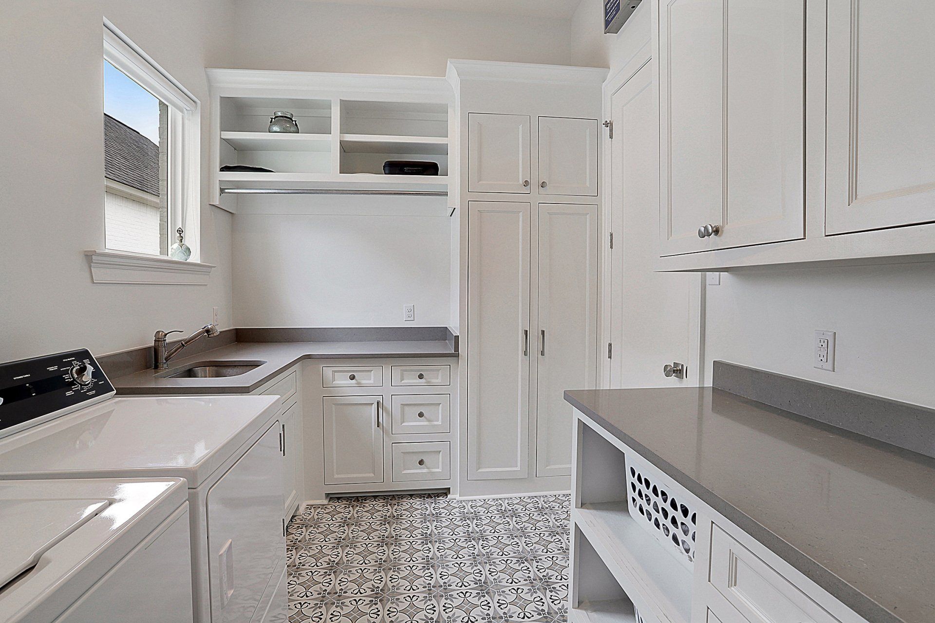 extra large renovated laundry room