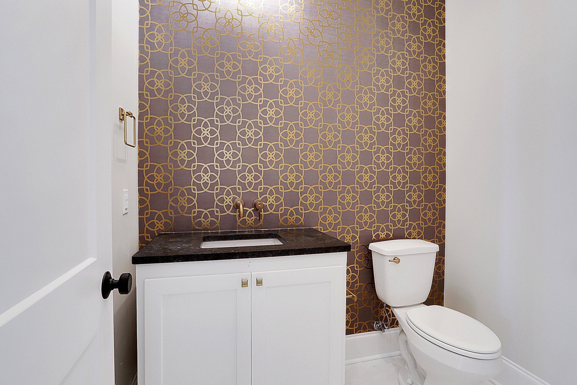 powder bath by lf builders