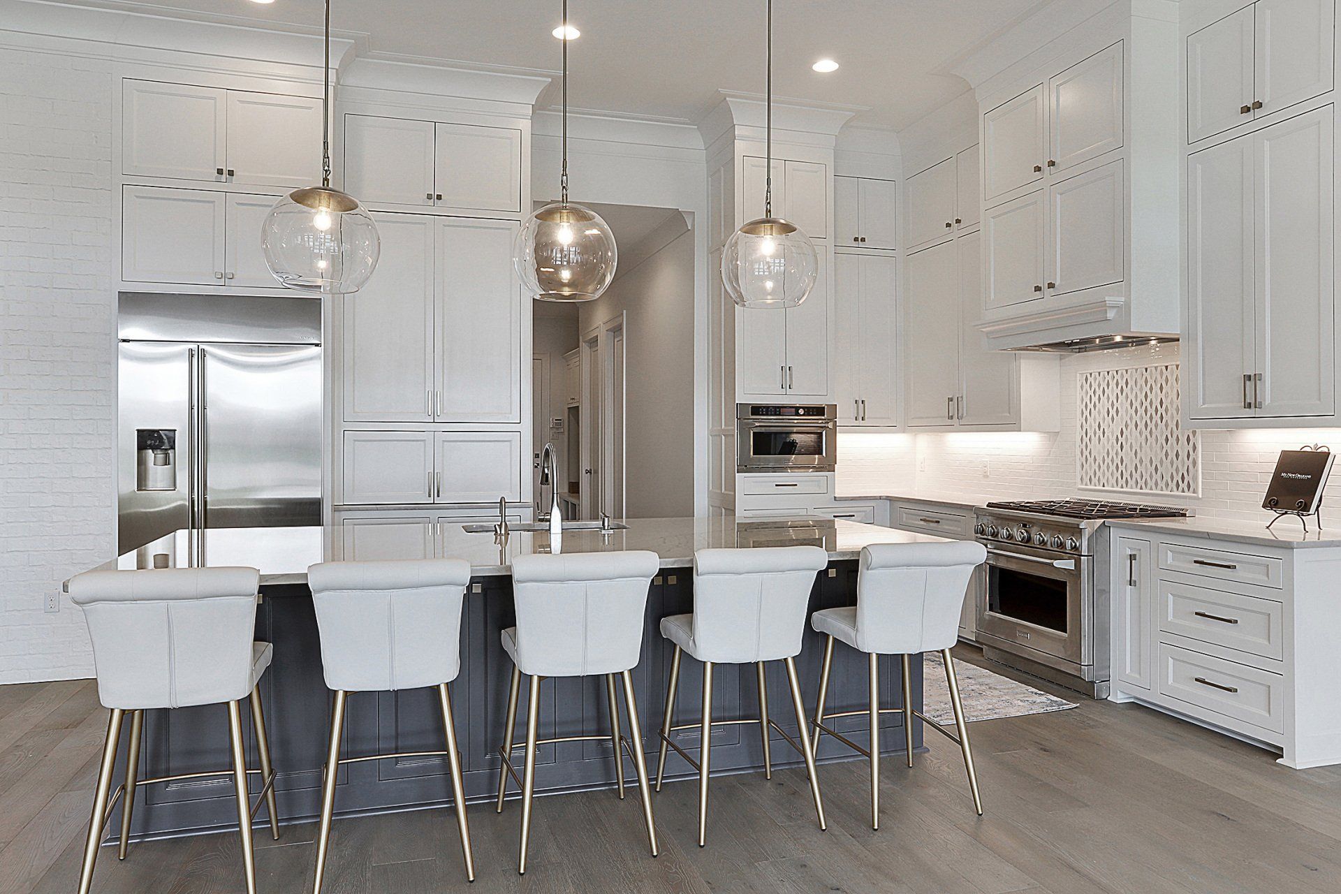 four person kitchen island