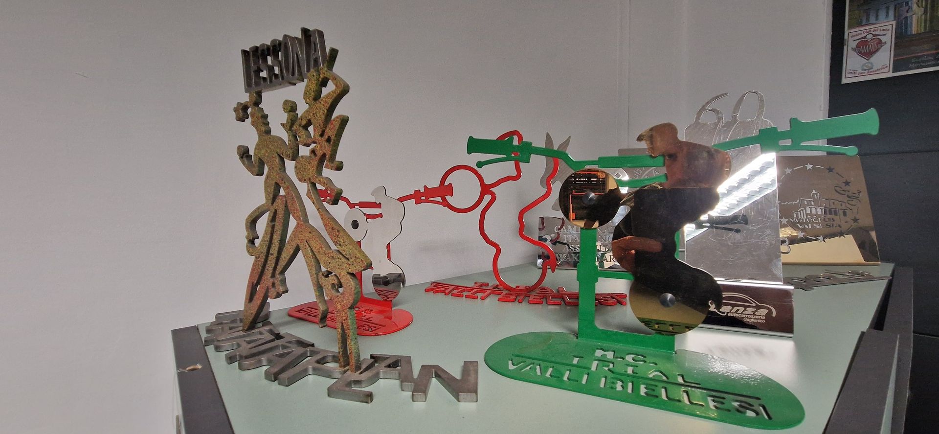 lavorazione lamiere metallo biella