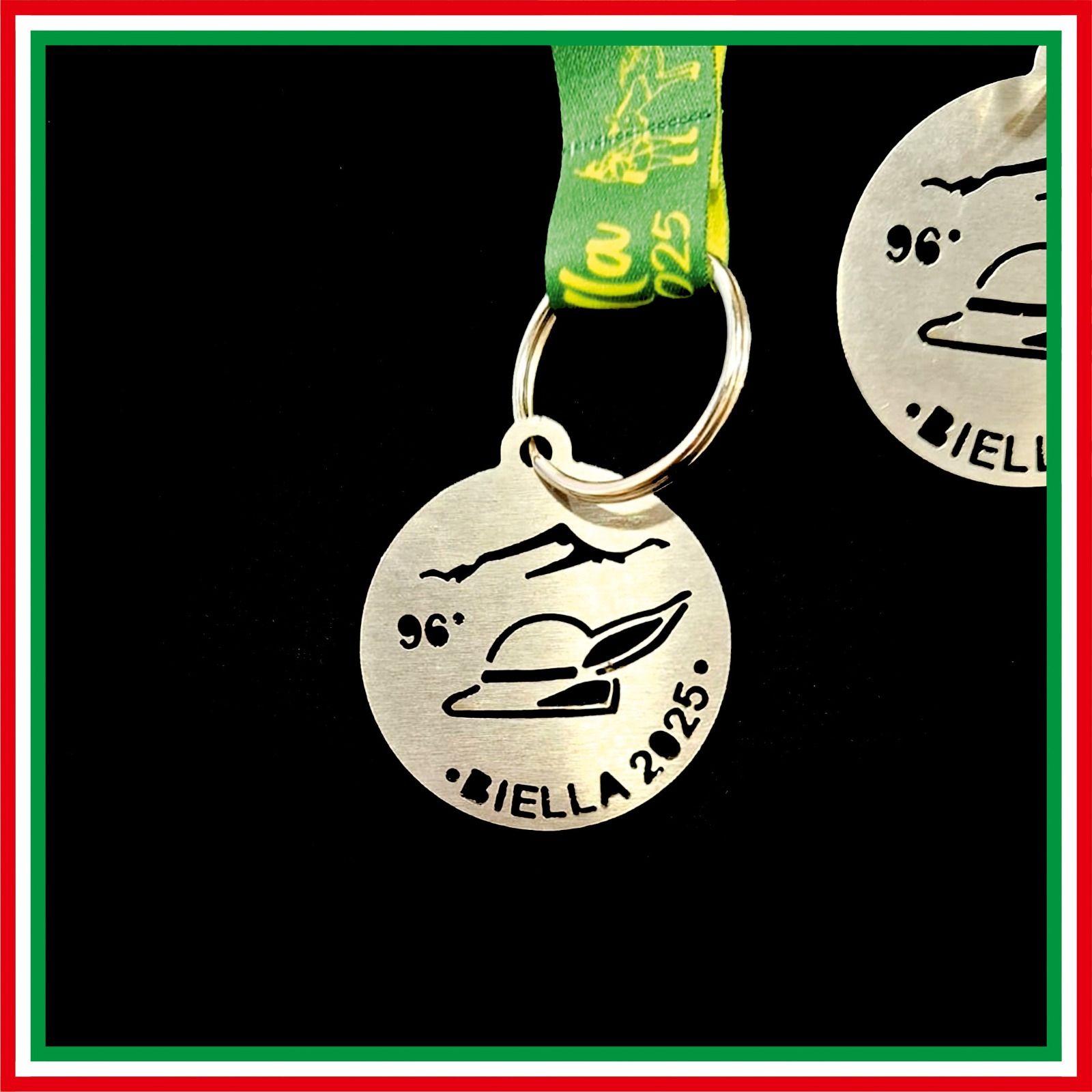 Medaglie realizzate per il gruppo alpinistico di Biella