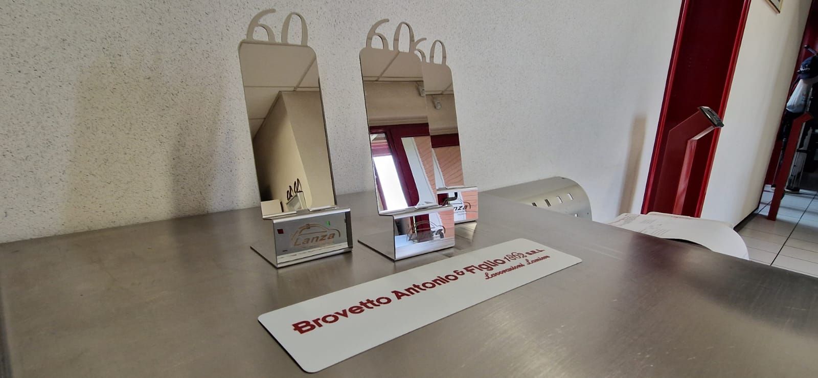 targhetta metallo Biella Brovetto